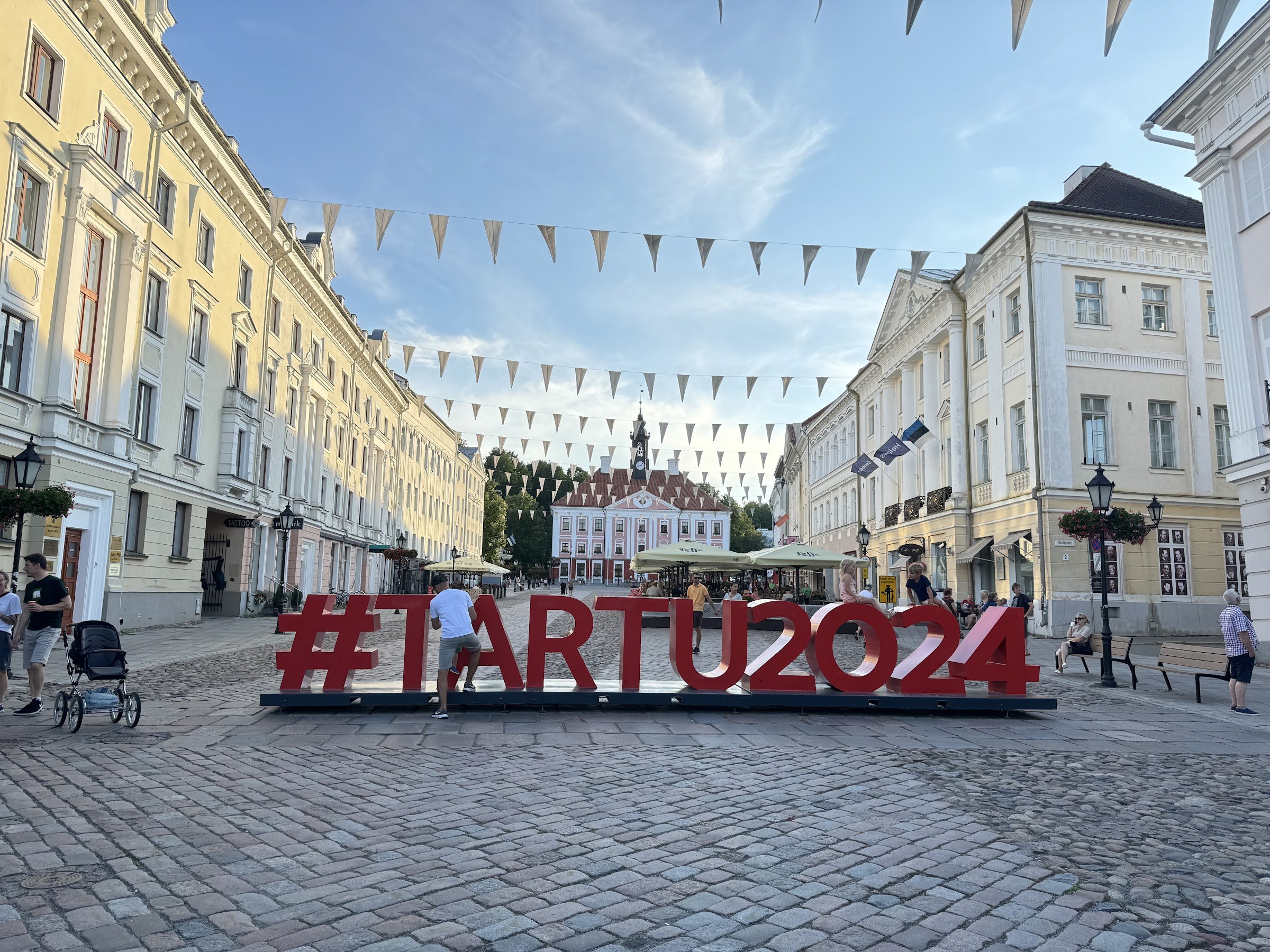 Tartu Town Hall Square (Raekoja plats)
